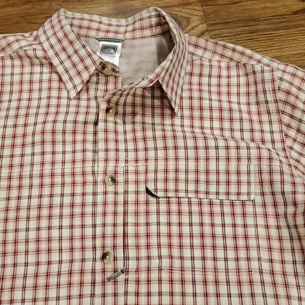 Mens The North Face tan plaid button down size M